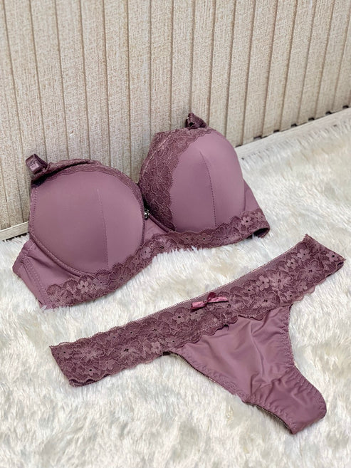 FlaxyWear Luxury Lace Bra & Panty Set – Padded Elegant Lingerie